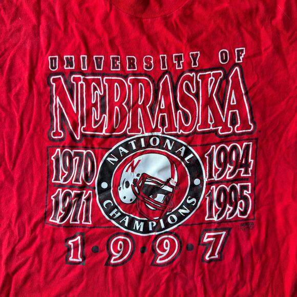 VINTAGE 1997 NEBRASKA CORNHUSKERS NATIONAL CHAMPS T-SHIRT FOOTBALL MENS XL - Picture 2 of 5
